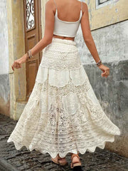 French Retro Hollow Knitted Big Hem Skirt - Muselune
