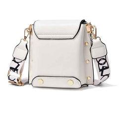 Pearl Chain Crossbody Bag – Cute Classic Shoulder Wallet - Muselune
