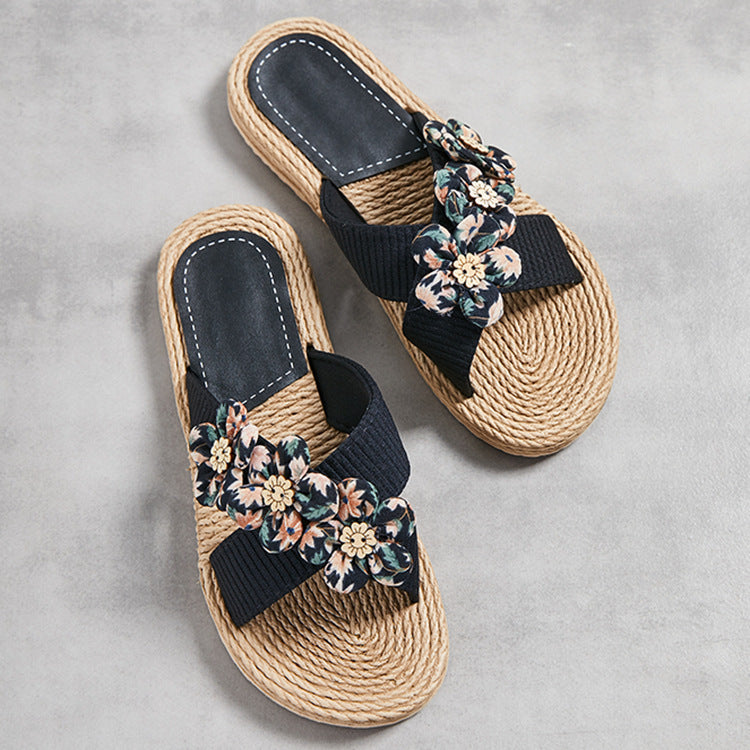 Trendy Outdoor Six Small Flower Slippers - Muselune
