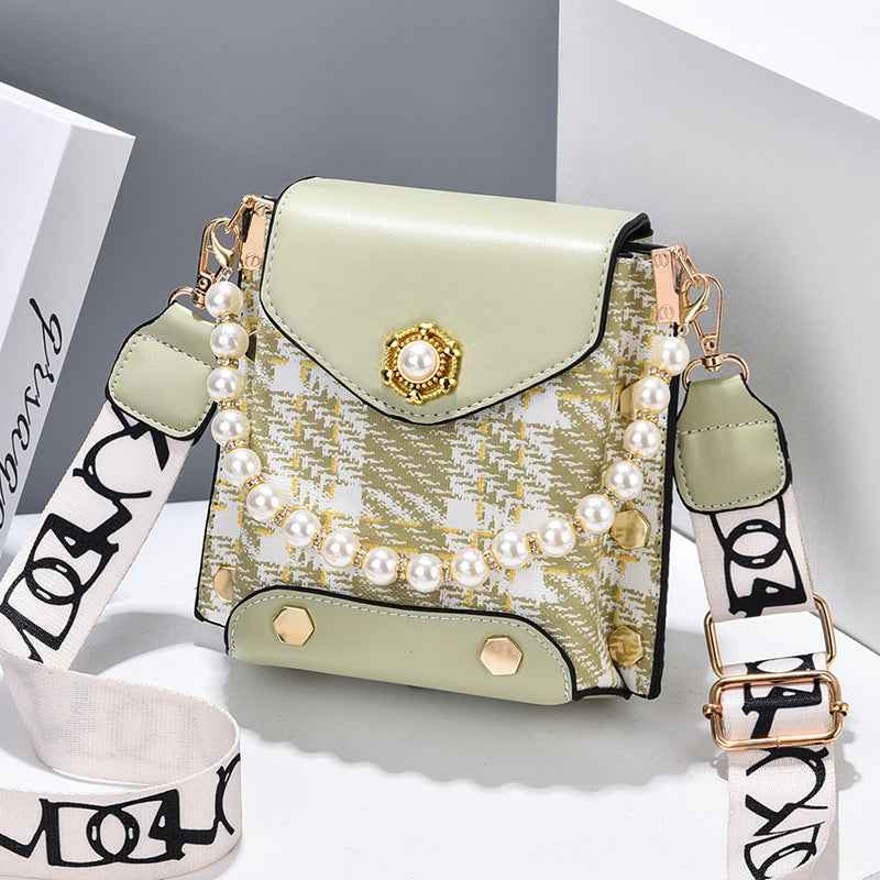 Pearl Chain Crossbody Bag – Cute Classic Shoulder Wallet - Muselune