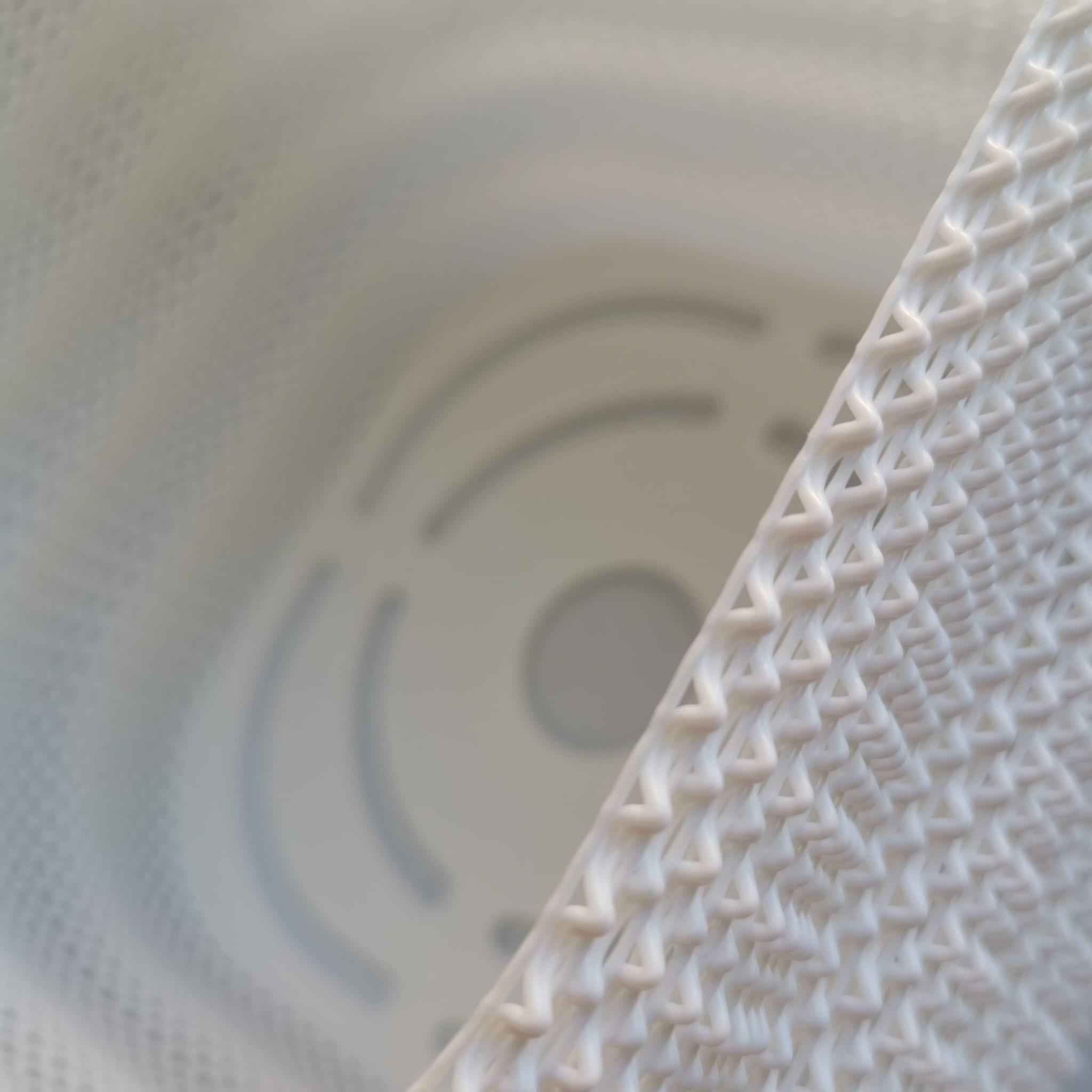 Dynasty Ripple LampDesign