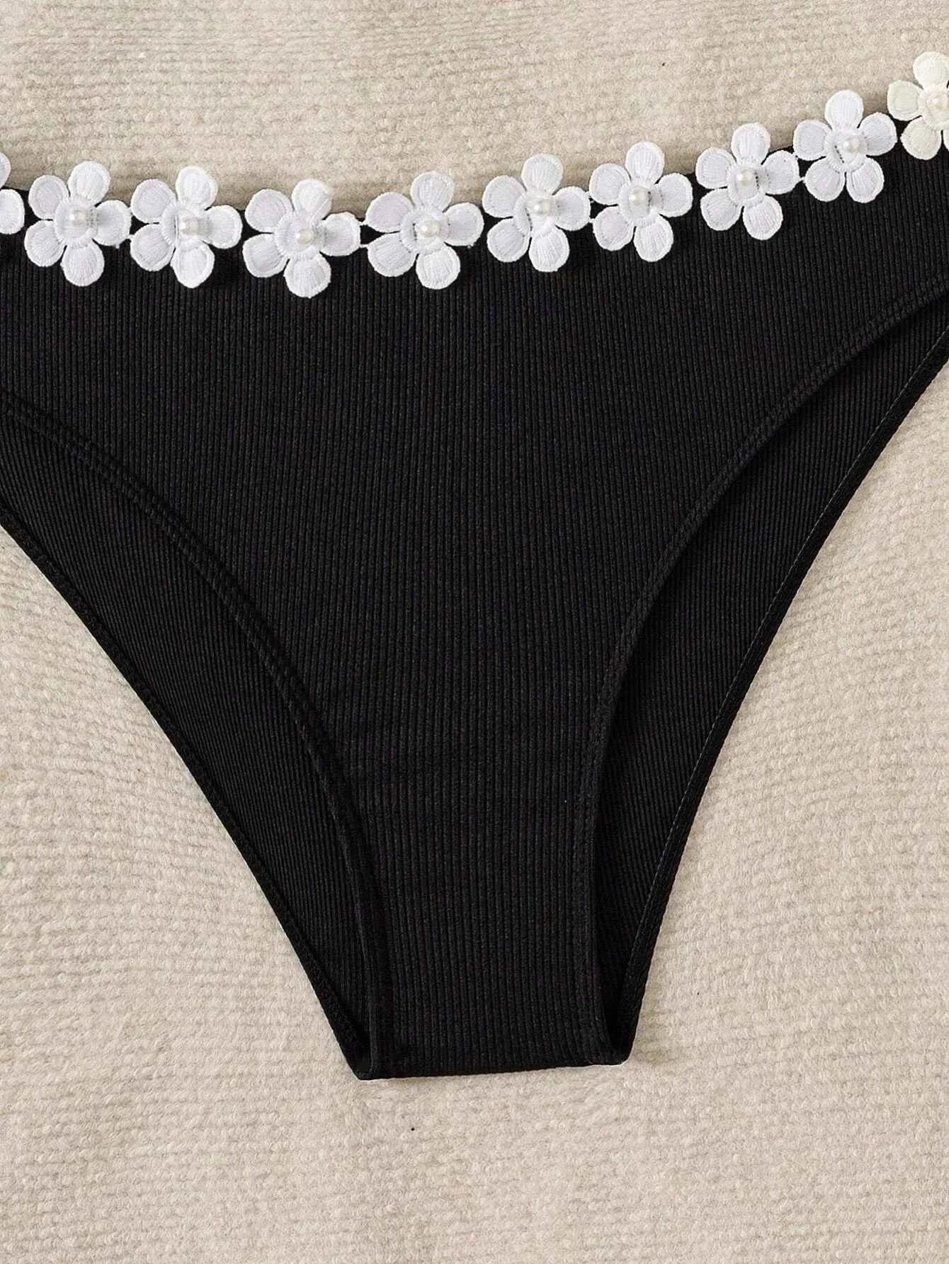 White Flower Bandeau Push Up Bikini Swimwear - Muselune