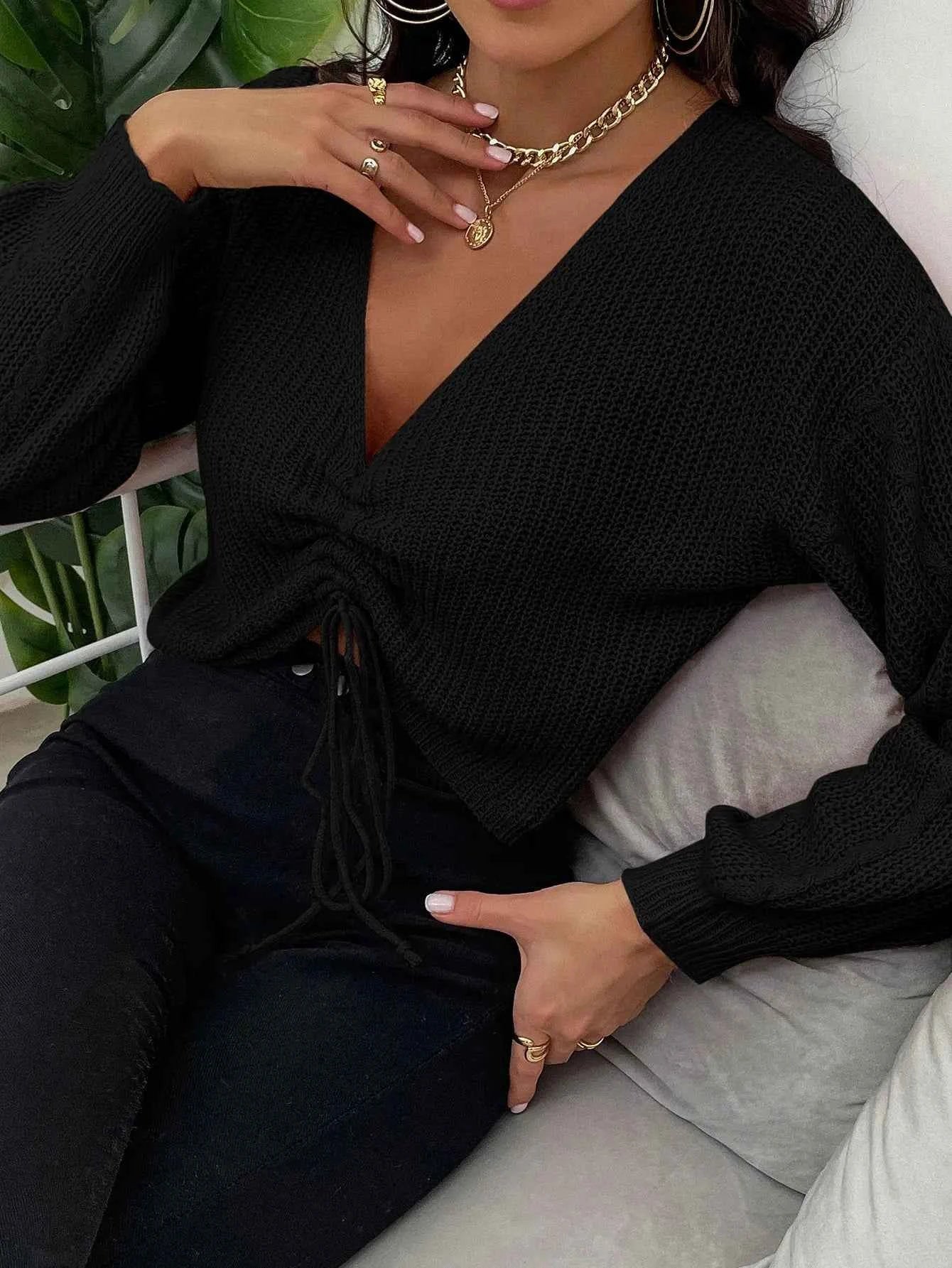 White Deep V-Neck Knit Crop Slim Top - Muselune