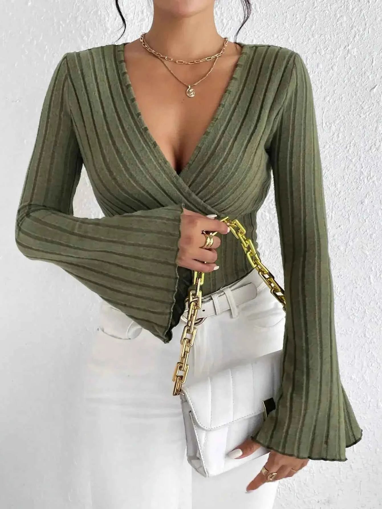 Knit Long-sleeved Tops, V-neck Sexy Slim Striped Women's Tops - Muselune