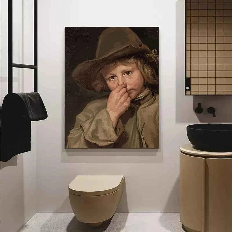Funny Mona Lisa Bathroom Canvas – Quirky Wall Art with Pearls & Paper Roll - Muselune
