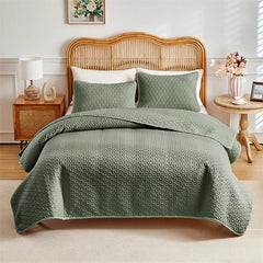 Stain-Resistant Quilted Bedspread Perfect for Pet Owners - Muselune