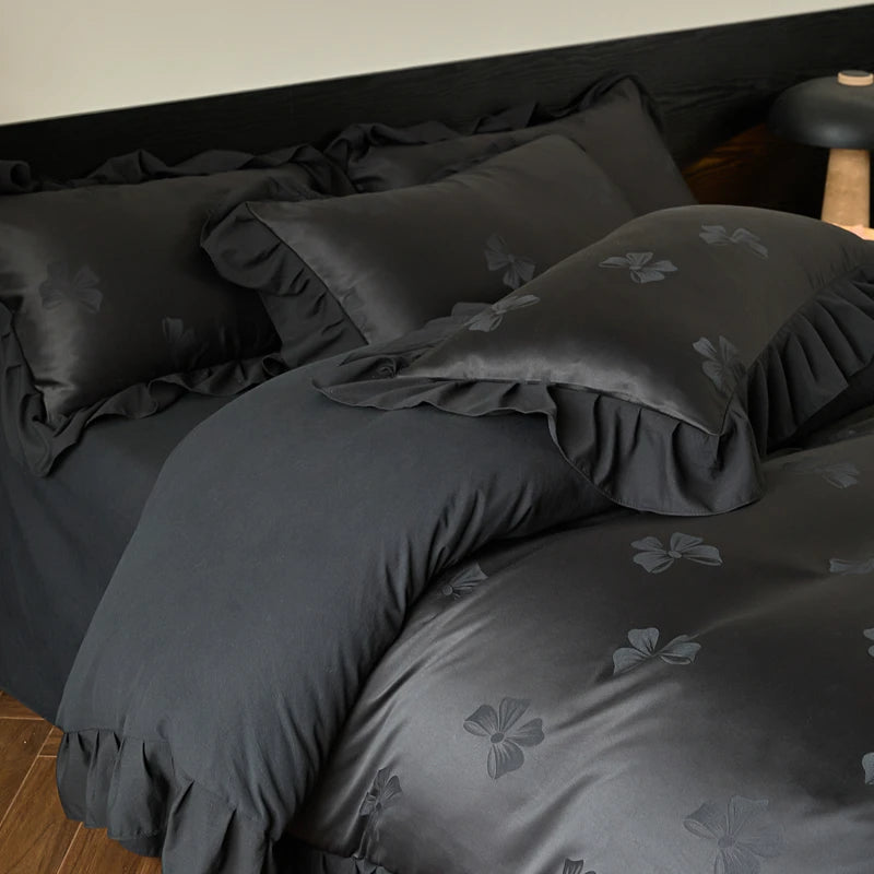 Black /White Butterfly knot jacquard Bedding Set - Muselune