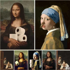 Funny Mona Lisa Bathroom Canvas – Quirky Wall Art with Pearls & Paper Roll - Muselune