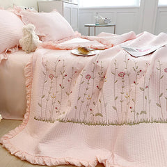 Embroidered Quilt - Comforter Blanket - Muselune