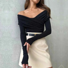 Red Off-Shoulder Bodysuit – Sexy, Slim & Street-Chic - Muselune
