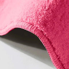 Red Lips Plush Rug – Soft, Non-Slip Floor Mat for Bedroom & Living Room - Muselune
