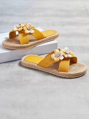 Trendy Outdoor Six Small Flower Slippers - Muselune