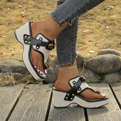 Plus Size Flip-toe Wedge Sandals The Muse
