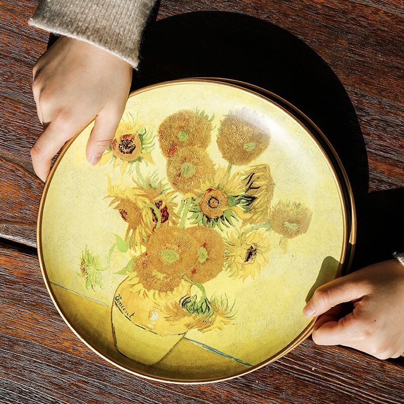 Vincent Van Gogh's Oil Painting Decorative Plates Ceramic Ornaments The Muse