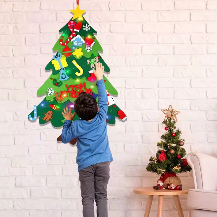 Felt Christmas Tree with Detachable Ornaments