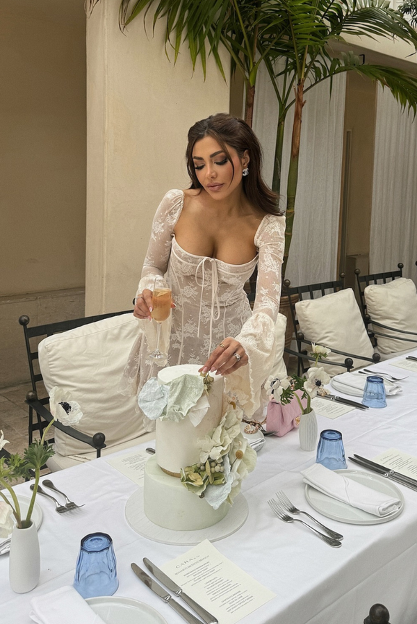 Lace Bell-Bottom Dresses with A-Line Long Sleeves