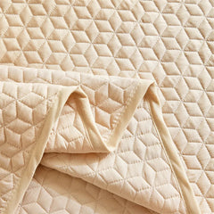 Stain-Resistant Quilted Bedspread Perfect for Pet Owners - Muselune