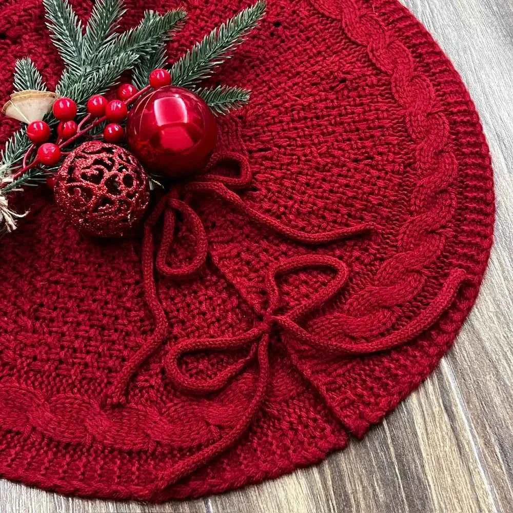 Knitted Red & White Christmas Tree Skirt/Mat - 18 inches Muselune