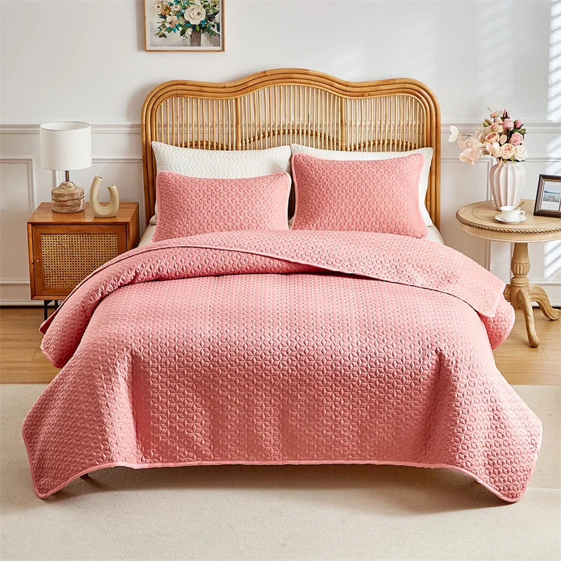 Stain-Resistant Quilted Bedspread Perfect for Pet Owners - Muselune