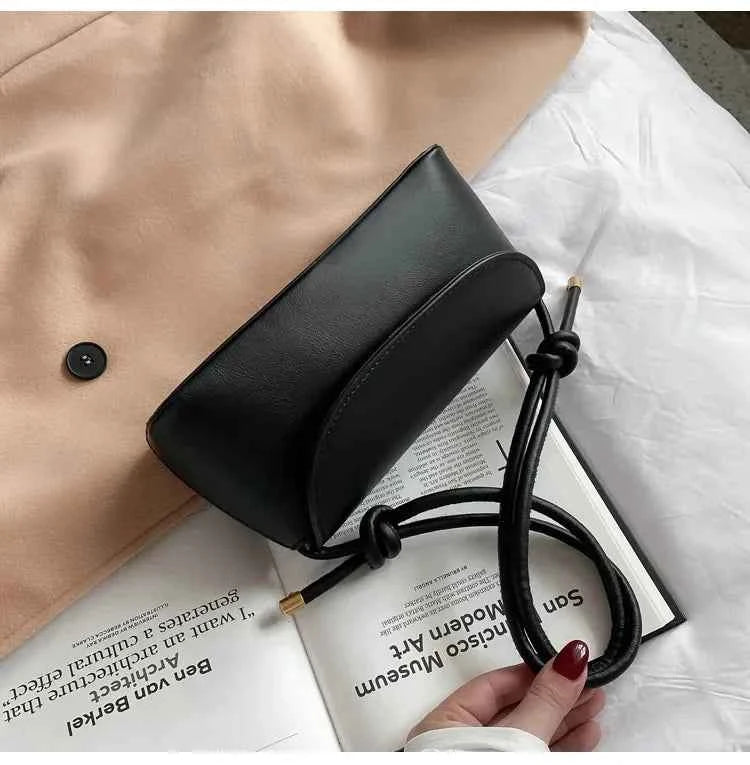 Internet Celebrity Retro Small Crossbody & Shoulder Bag